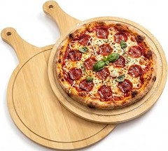 Tablas de servir para pizza: Madera o plástico, ¿cuál elegir?